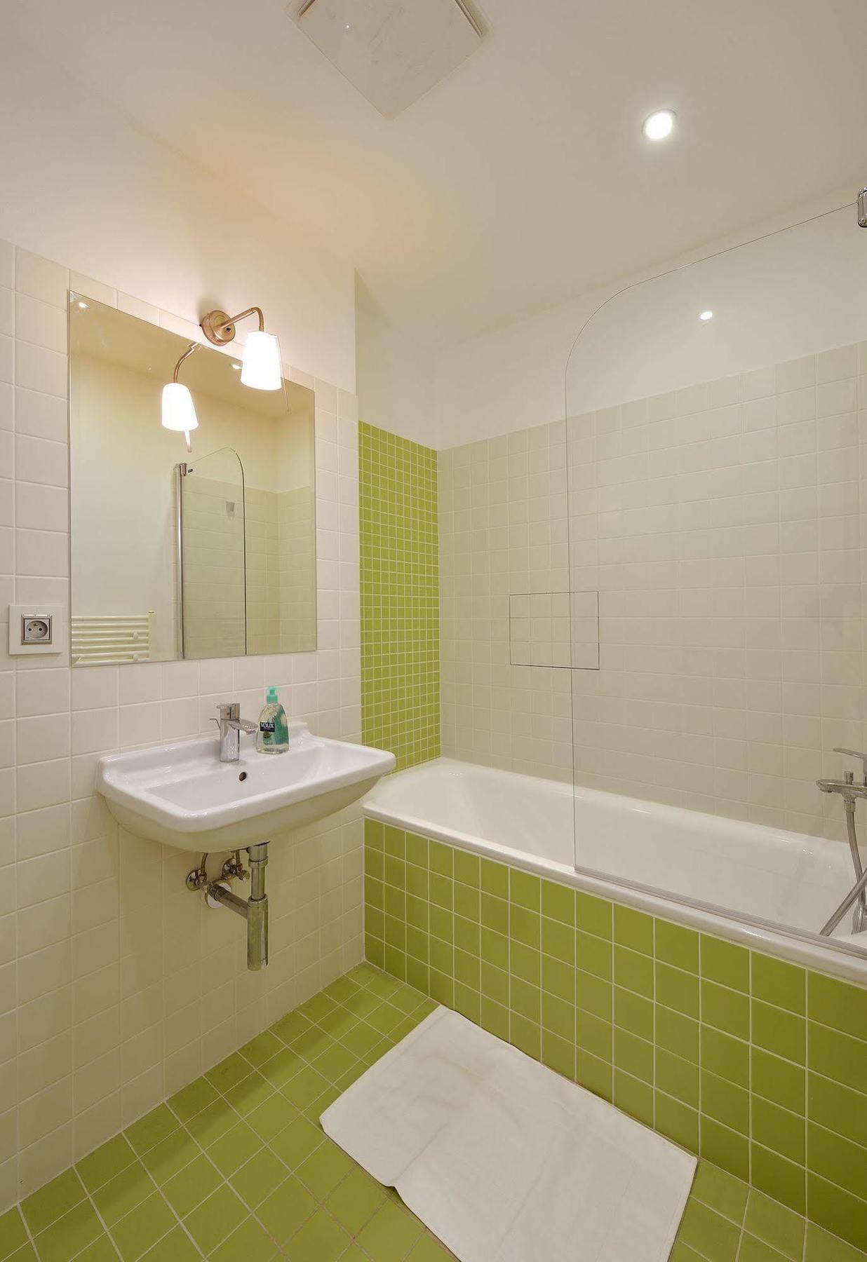 Ambiente Serviced Apartments - Dunajska Bratislava Dış mekan fotoğraf
